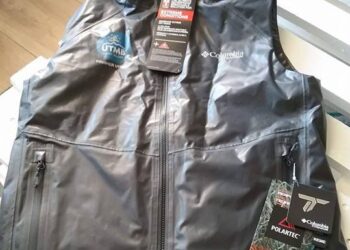 Grosse vilaine : elle vend sa doudoune de finisher UTMB