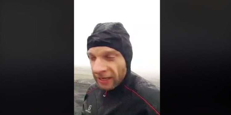 Si ton coach te dit repos la veille d’une course… il est pas bon !