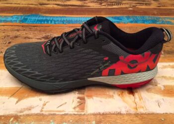 chaussures de trail hoka