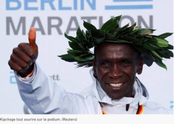 Eliud Kipchoge a battu le record du monde de marathon à Berlin en 2H01 et 39 secondes