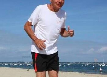 À 71 ans, Patrick Poivre d’Arvor prendra  le départ en décembre d’un trail de 120 km !