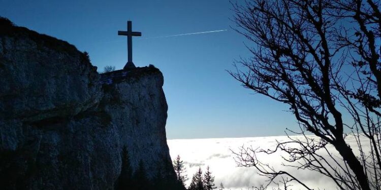 Breaking news : un couple de trailers secourus au niveau de la Croix du Nivolet