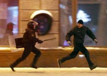 Confinement TOTAL : comment faire son sport à la maison et ne pas devenir fou ?