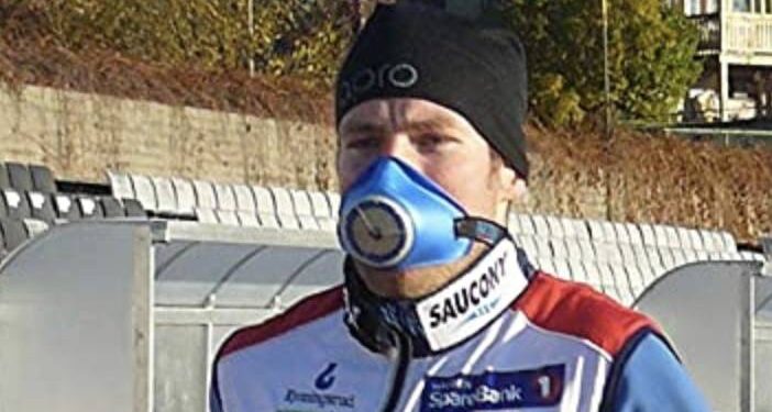 courir avec un masque dangereux