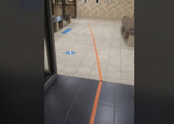 masque à la piscine