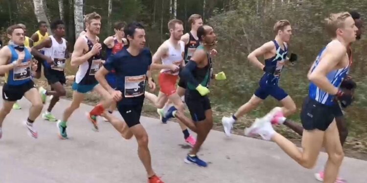 Kilian Jornet réalise 29’59 sur le 10km de Hytteplanmina