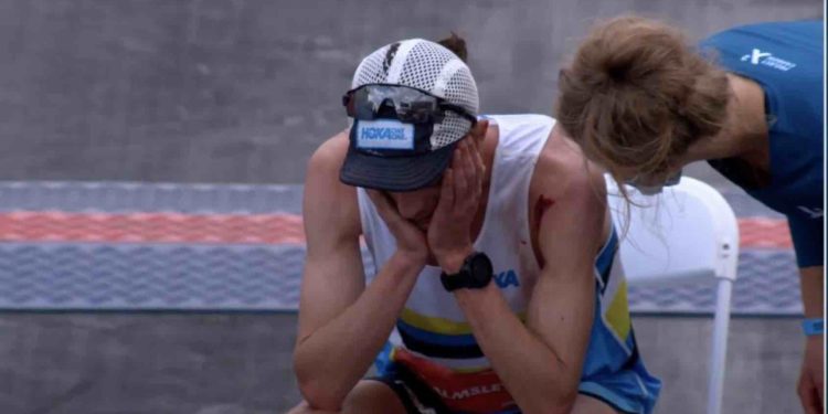 Jim Walmsley rate le record du monde des 100km de seulement 11 secondes