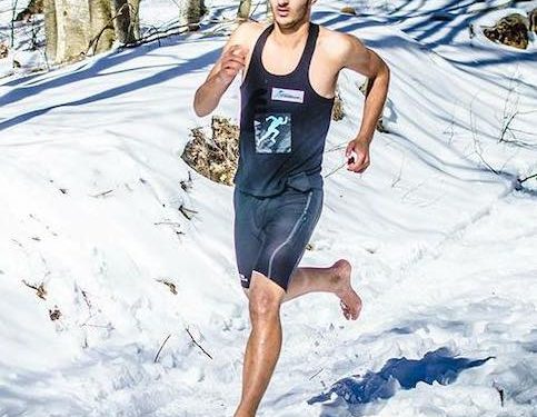 record du monde du semi-marathon pieds nus dans la neige