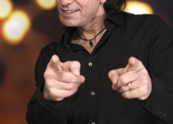 Ministre des sports : Roxana ENFIN virée MAIS remplacée par Candeloro