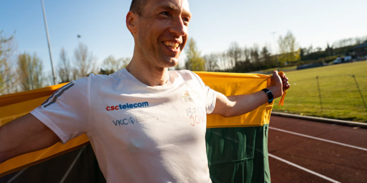 Aleksandr Sorokin a battu le record du monde du 100 miles en 11h14’56 »