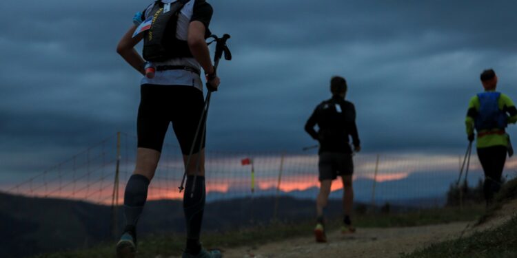 L’UTMB bascule dans la nuit avec Walmsley en tête