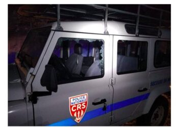 Ils portent secours et se font braquer