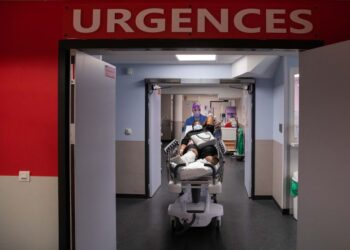 Hôpital : qui est prioritaire entre un traileur vacciné et un covid non vacciné ?