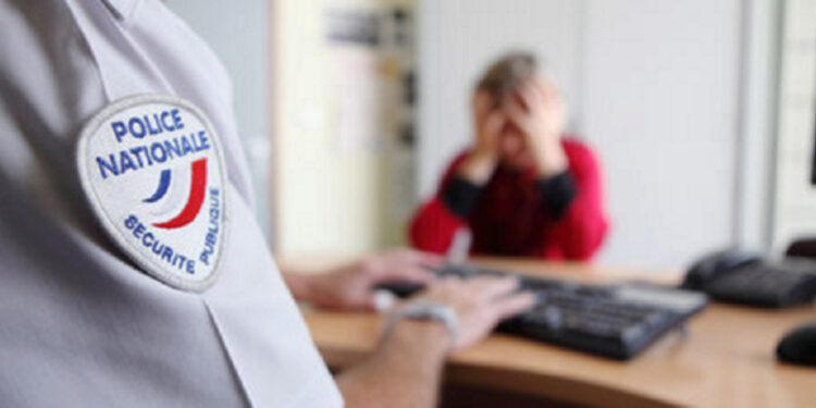 D4 porte plainte contre le nom du nouveau variant