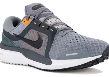 Nike Air Zoom Vomero 16