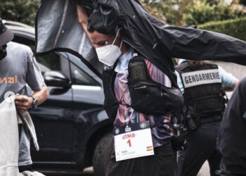 UTMB : pourquoi Kilian Jornet portait un masque ?