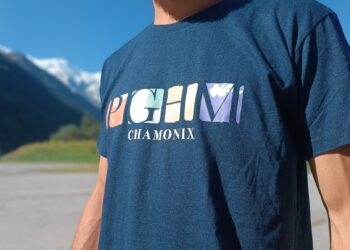 MAIS POURQUOI : les gendarmes de Chamonix vendent des tee shirt !