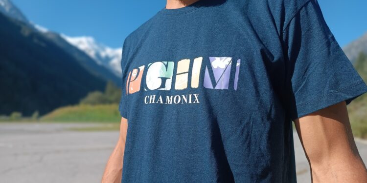 MAIS POURQUOI : les gendarmes de Chamonix vendent des tee shirt !
