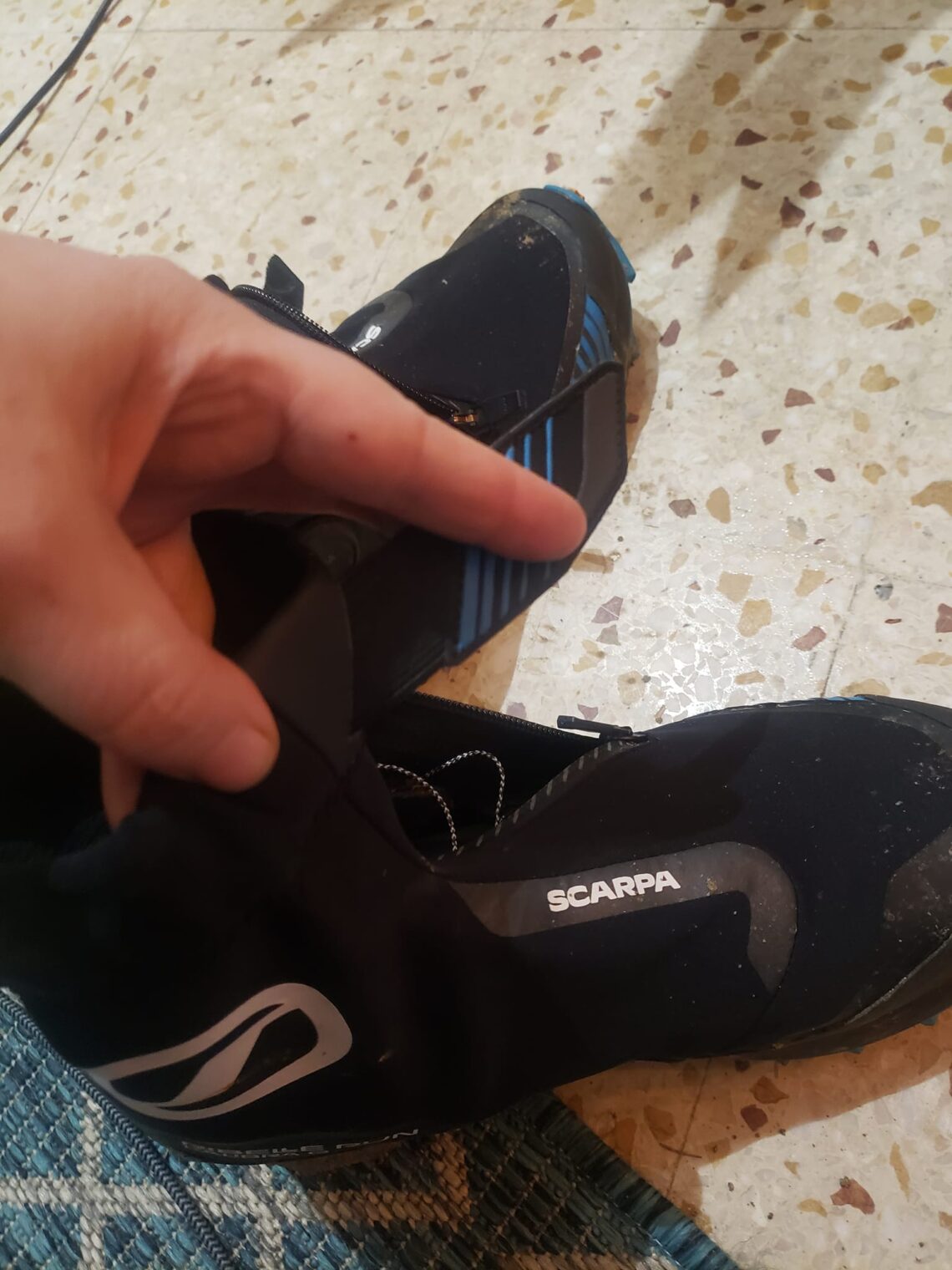 chaussure de trail montante