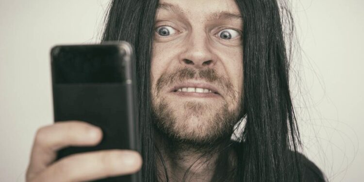 Le traileur des réseaux est bête et méchant !