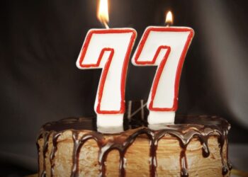 77 ans