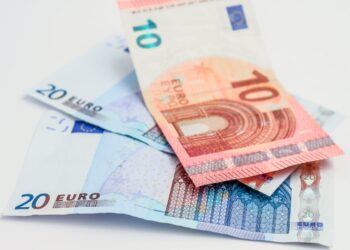 prix montre gps avec cartographie