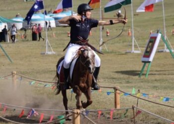 tir à l'arc a cheval