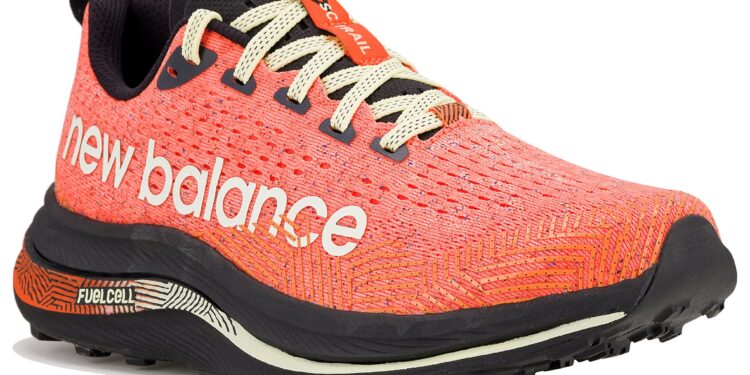 chaussure New Balance FuelCell SuperComp Trail