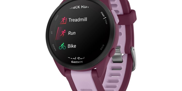 En quoi la Forerunner 165 est bien pour le trail ?