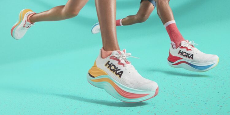 la HOKA Skyward X