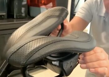 Puisque la France devient folle, faites vous masser le trou de balle